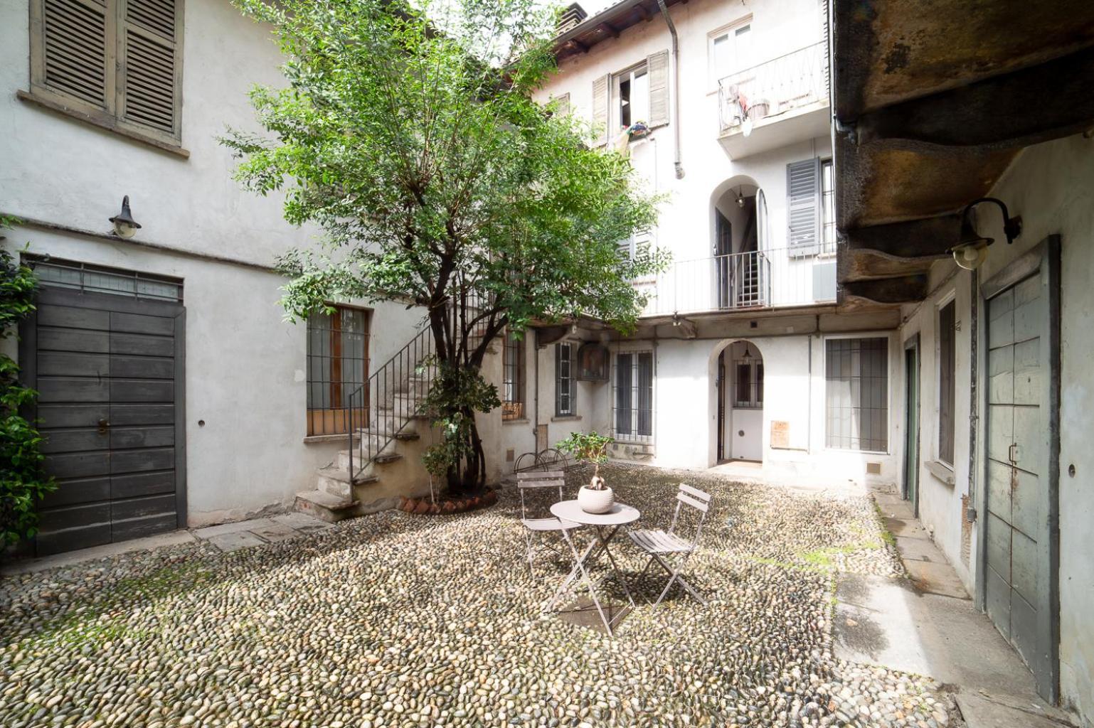 Hbhall Navigli 2 Apartment Milan Exterior photo